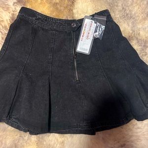 Black Pleated Jean Skirt